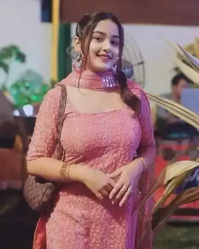 Call Girls Kaushambi Cash On Delivery