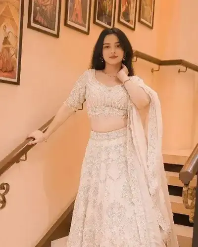 Escort Kaushambi